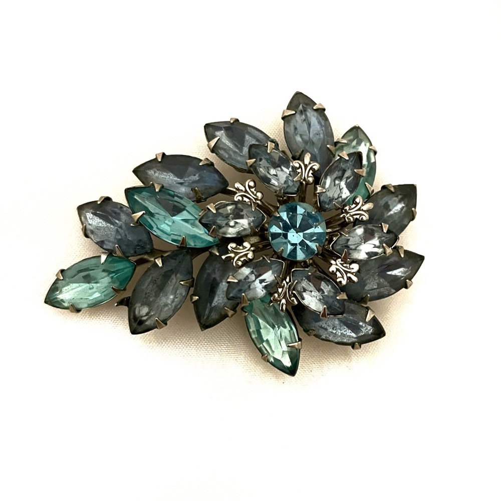Vintage Brooch Aqua Blue Rhinestone Retro Wing Pin